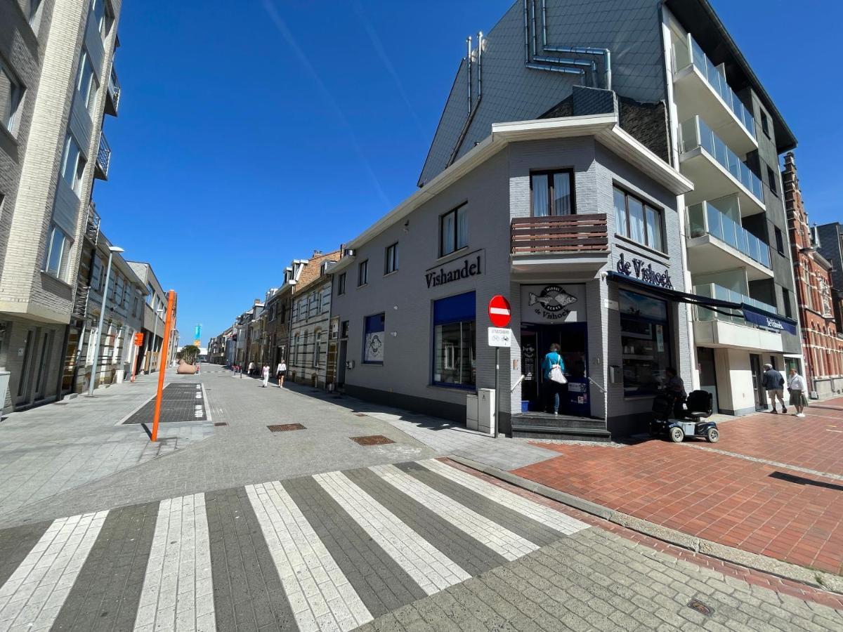 Appartamento Bofeelie Gezellig 2 Slaapkamer App Aan Zee In Het Bruisende Middelkerke! Esterno foto